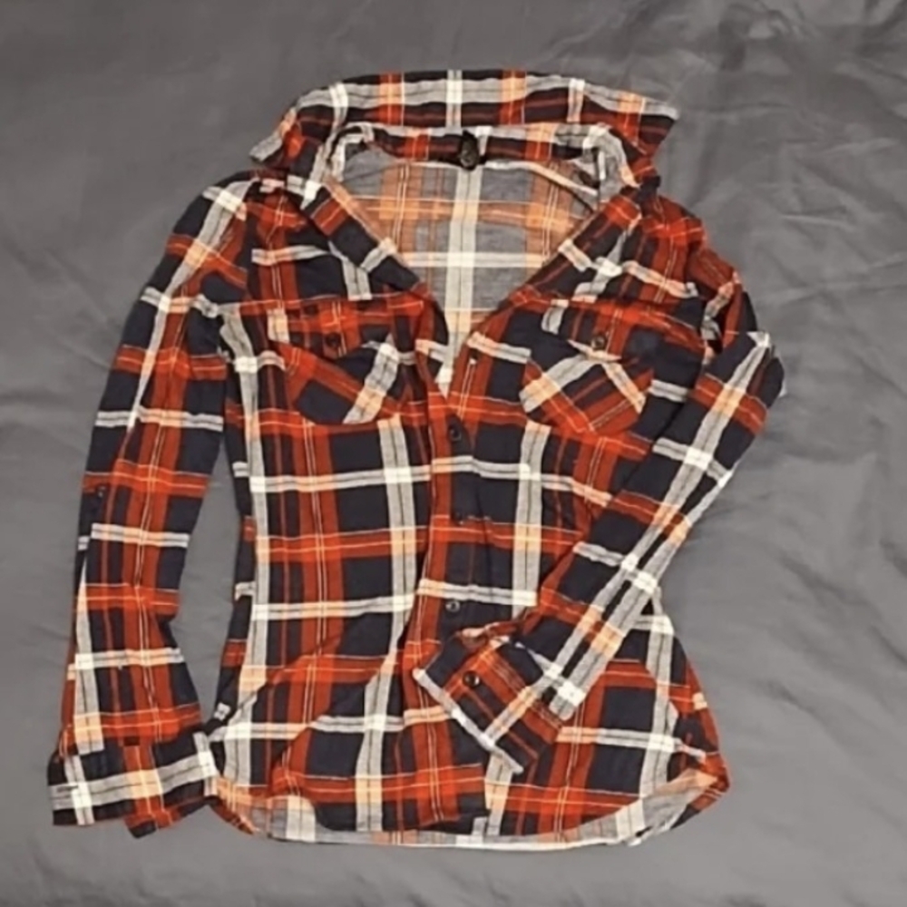 Rue21 Navy and Red Plaid Button Down Shirt